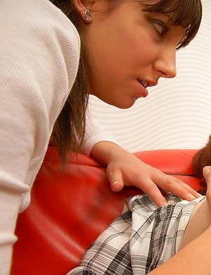 Three old and young lezzies love to eat pussy